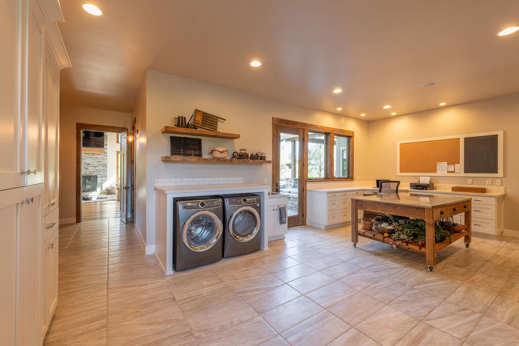 North River - Residential