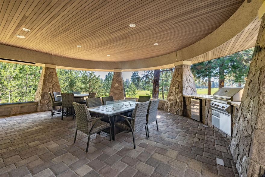 Spectacular quality and design found on this 2+ acre parcel on the 18th fairway in Sunset View Estates! Enjoy single level living with an open concept floor plan, dream chef's kitchen with a natural flow to the outdoor kitchen and living areas & bonus area above the garage. The primary en-suite offers elegance and luxury living with two separate closet spaces and private courtyard off of the bathroom for ultimate privacy. The office, billiards room and two additional bedrooms are on the south wing of the home. Nested on the second level is a guest suite/bonus area perfect escape for a bit of peace and quiet! This property had extensive upgrades completed in 2016. With such a lovely park-like setting this home is a must see property!