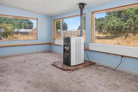 Tiny photo for 135 Leach Drive, Midland, OR 97634 (MLS # 220226852)