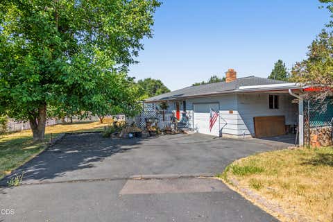 Tiny photo for 135 Leach Drive, Midland, OR 97634 (MLS # 220226852)