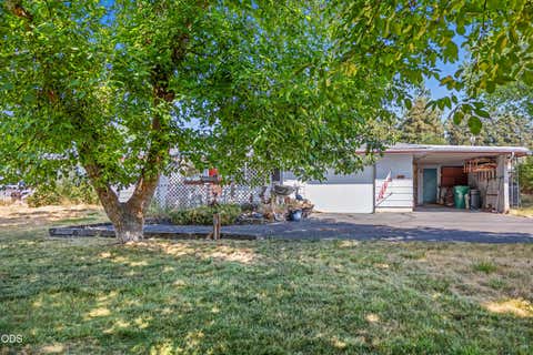 Tiny photo for 135 Leach Drive, Midland, OR 97634 (MLS # 220226852)