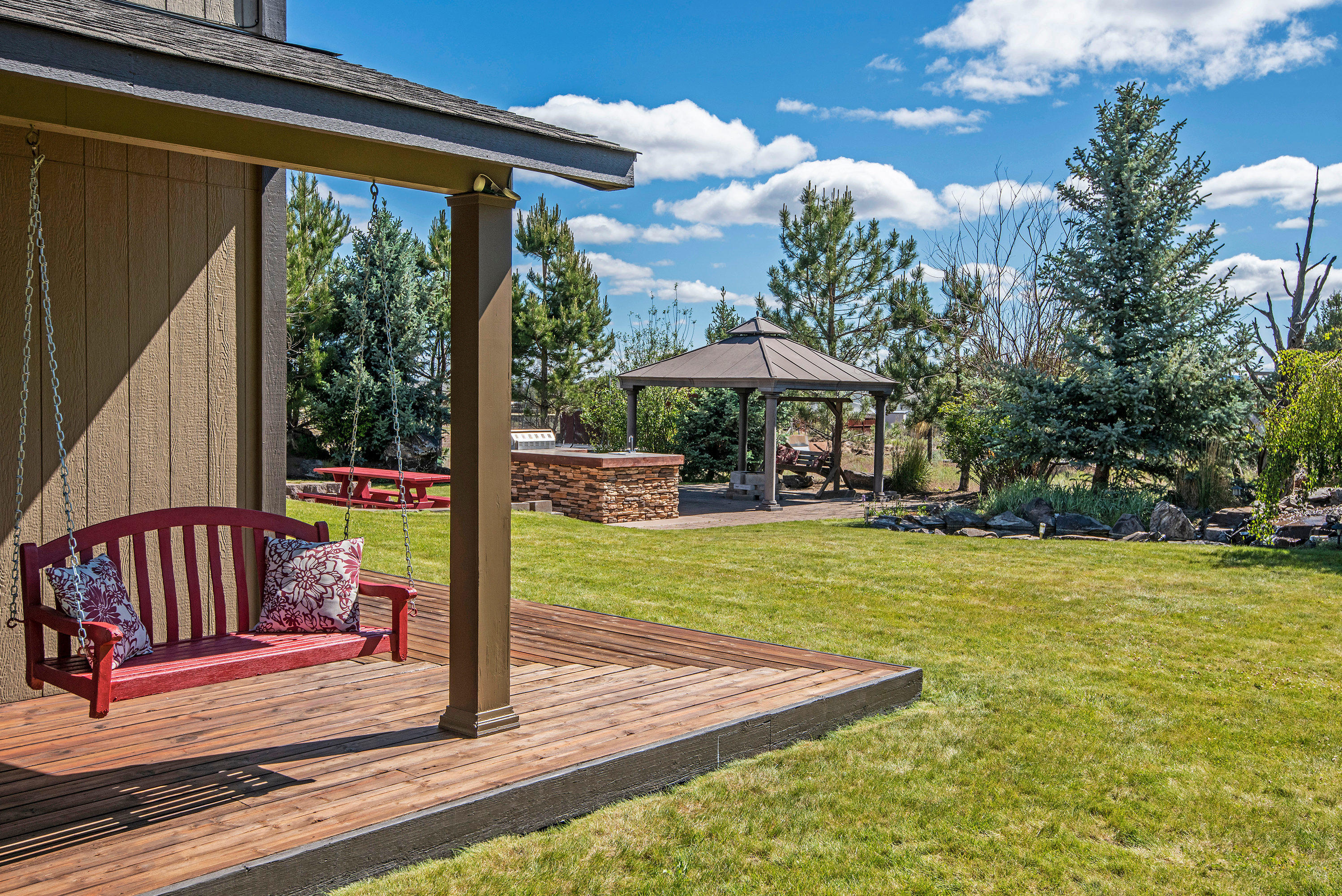 Ponderosa Cascade - Residential