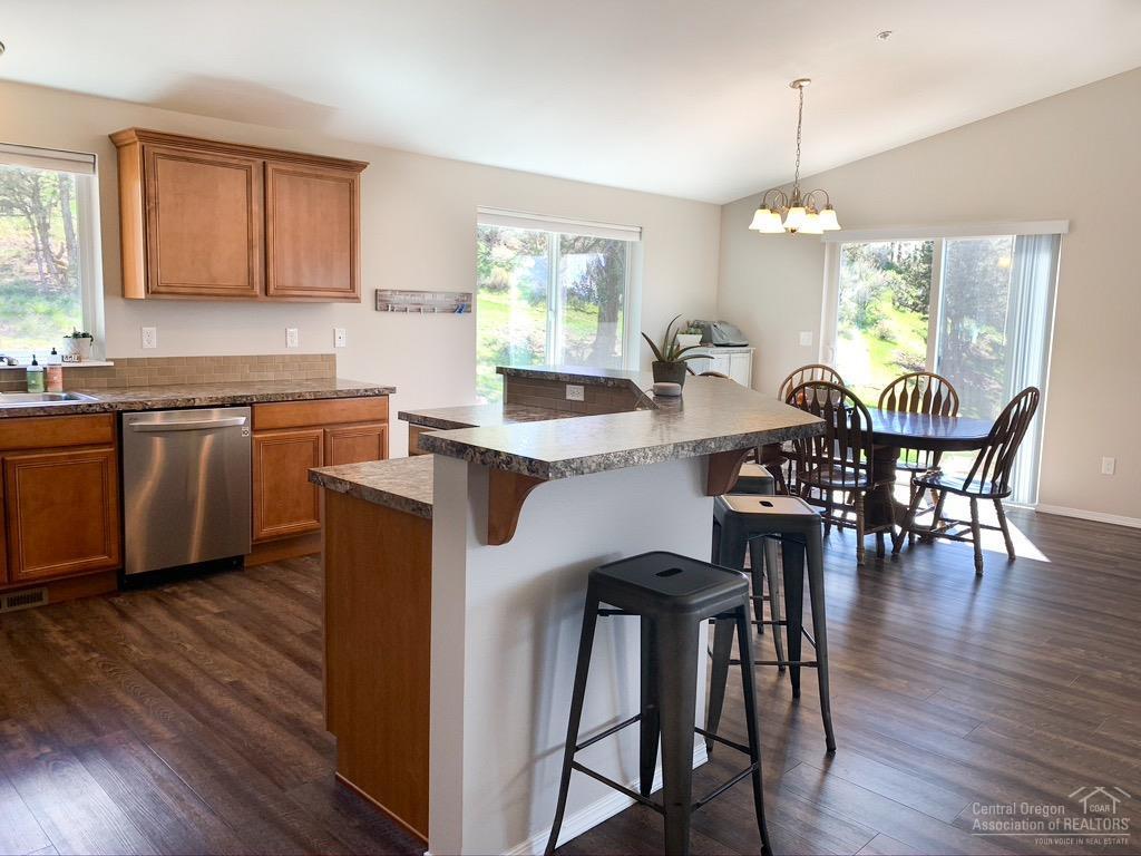 North Madras Heights - Residential