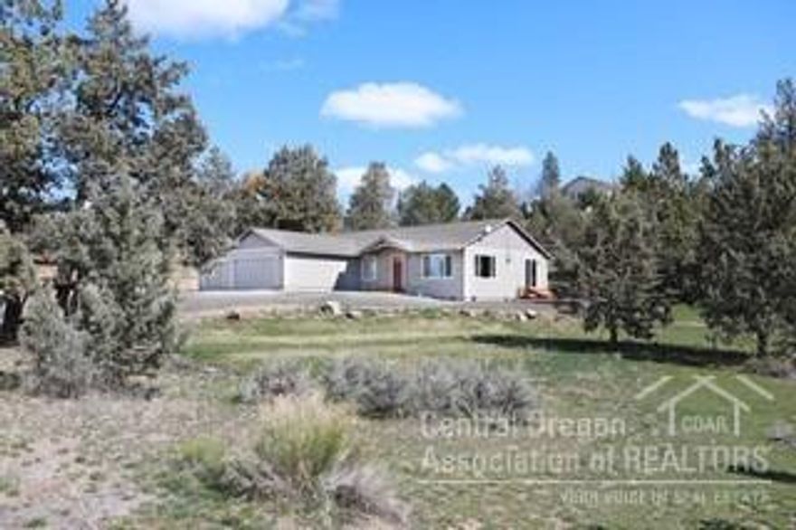 First time on the market! This practically brand new home is a wonderful 1664 sq ft of open living space with 3 beds, 2 baths. Amazing view of Mt Jefferson and sits on a little over an acre! Home features 3 car garage, landscaped with underground sprinkler system and low maintenance outdoor space.