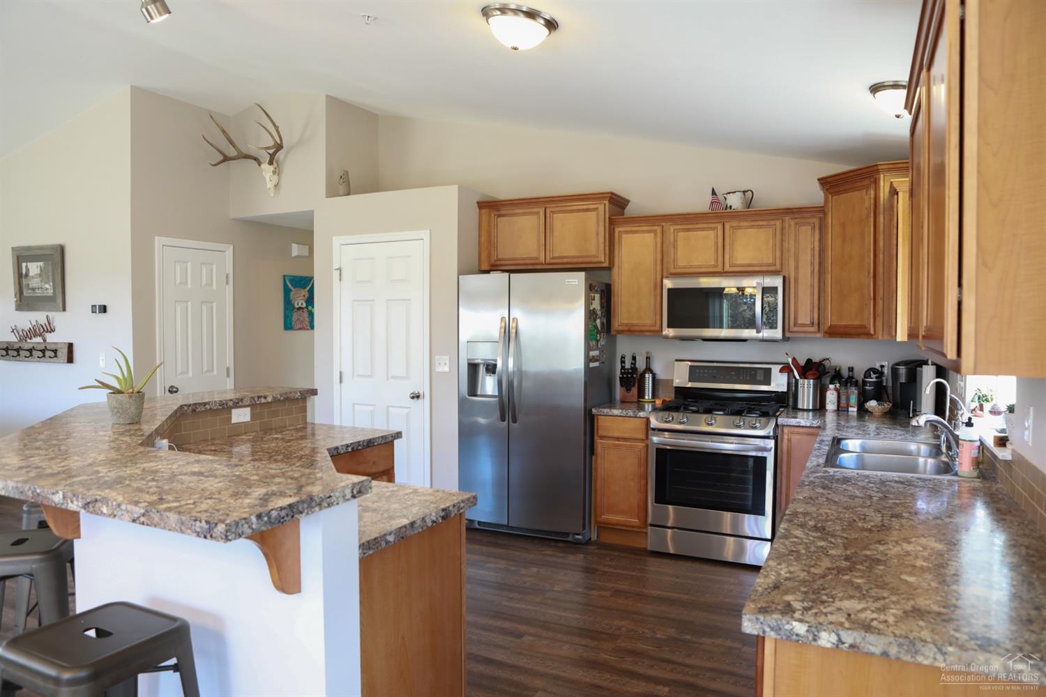 North Madras Heights - Residential