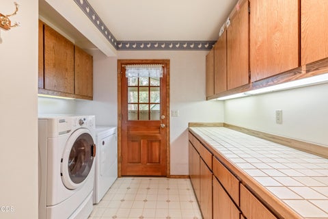 Tiny photo for 20396 Buttermilk, Bend, OR 97702 (MLS # 220222805)