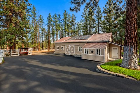 Tiny photo for 69550 Deer Ridge Road, Sisters, OR 97759 (MLS # 220219250)