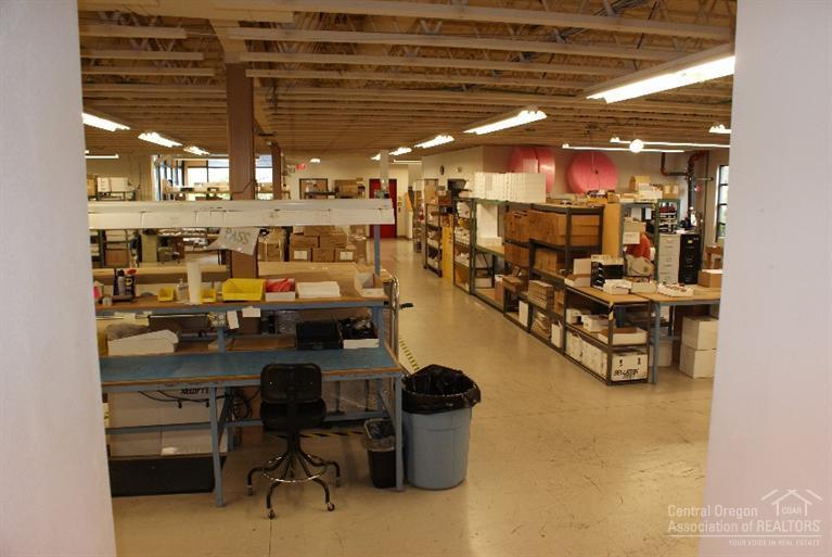 Deschutes River Cros - Commercial Sale