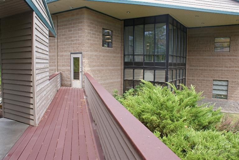 Deschutes River Cros - Commercial Sale