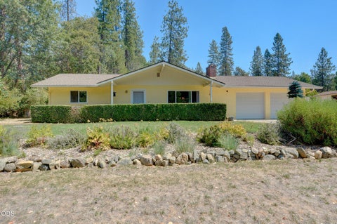 Photo of 2141 Foots Creek Left Fork Road, Gold Hill, OR 97525 (MLS # 220226727)