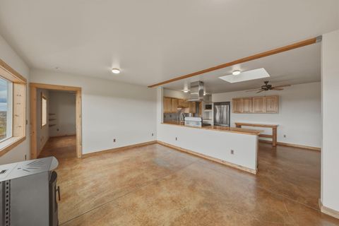 Tiny photo for 12550 NW Steelhead Falls Drive, Terrebonne, OR 97760 (MLS # 220217397)