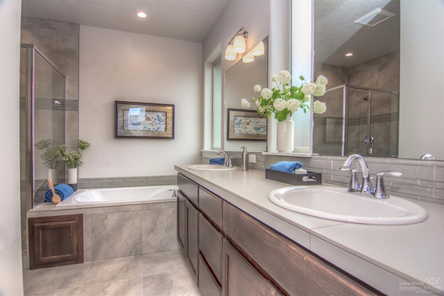 Viewpoint Ridge - Residential