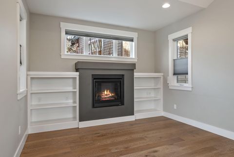 Tiny photo for 1913 NW Monterey Mews # 8, Bend, OR 97703 (MLS # 220213700)