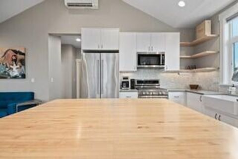 Tiny photo for 1913 NW Monterey Mews # 8, Bend, OR 97703 (MLS # 220213700)