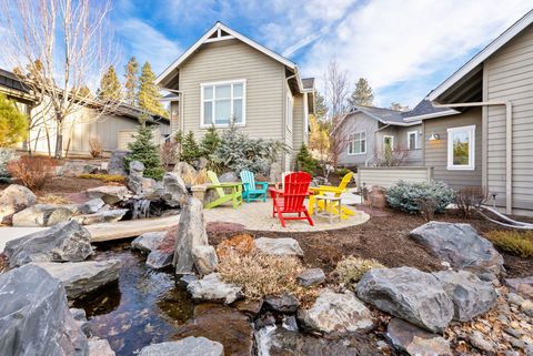 Tiny photo for 1913 NW Monterey Mews # 8, Bend, OR 97703 (MLS # 220213700)