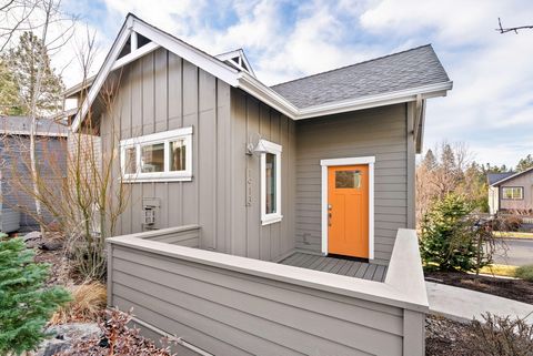 Tiny photo for 1913 NW Monterey Mews # 8, Bend, OR 97703 (MLS # 220213700)