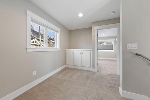 Tiny photo for 1913 NW Monterey Mews # 8, Bend, OR 97703 (MLS # 220213700)