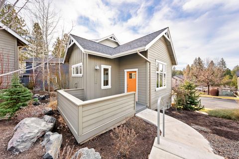 Tiny photo for 1913 NW Monterey Mews # 8, Bend, OR 97703 (MLS # 220213700)