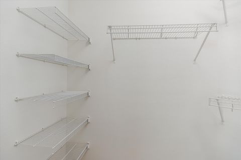 Tiny photo for 1664 NW Teakwood Lane, Redmond, OR 97756 (MLS # 220214049)