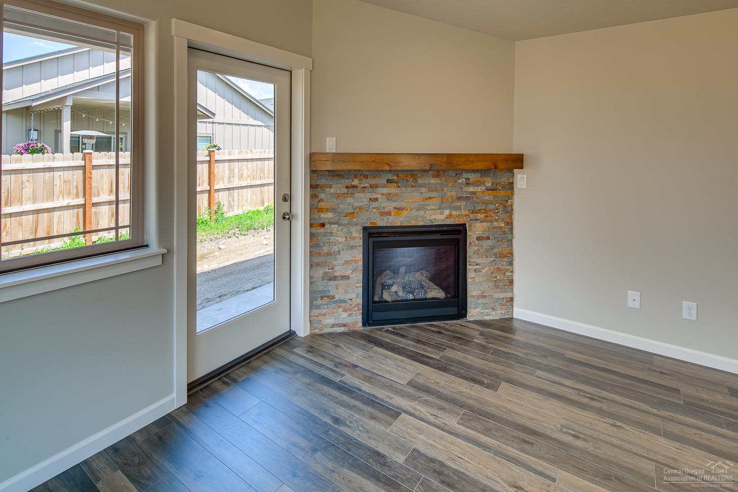 Fieldstone Crossing - Residential