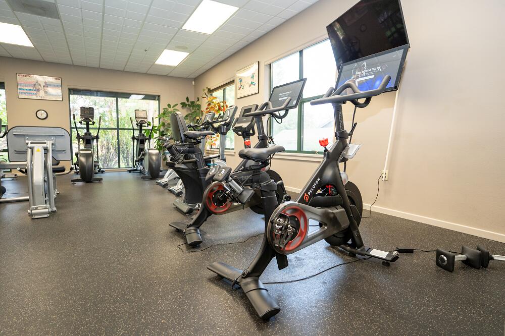 Running YResort - Land