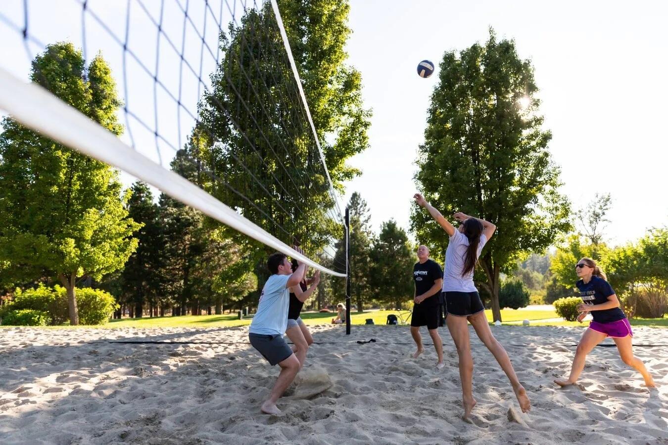 Running YResort - Land