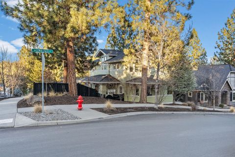 Tiny photo for 2398 NW Lemhi Pass Drive, Bend, OR 97703 (MLS # 220214849)