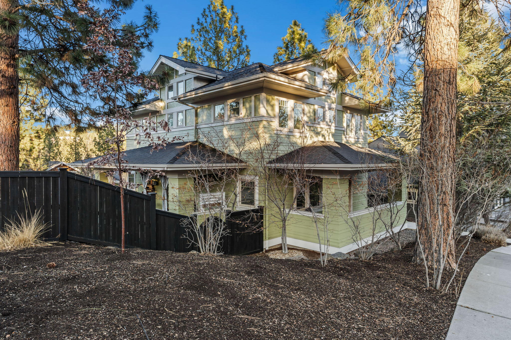 2398 NW Lemhi Pass Drive