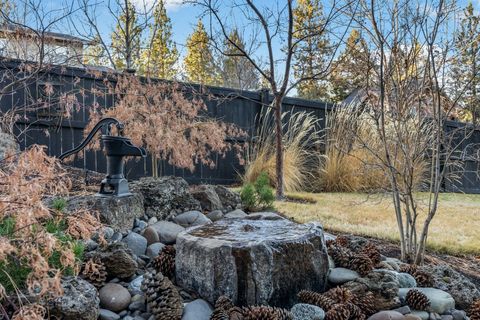 Tiny photo for 2398 NW Lemhi Pass Drive, Bend, OR 97703 (MLS # 220214849)