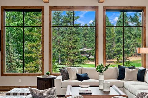 Tiny photo for 61673 Tam McArthur Loop, Bend, OR 97702 (MLS # 220227144)