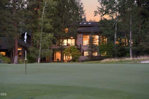 Tiny photo for 61673 Tam McArthur Loop, Bend, OR 97702 (MLS # 220227144)