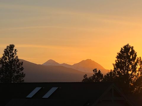 Tiny photo for 2656 NW Nordeen Way, Bend, OR 97703 (MLS # 220219486)