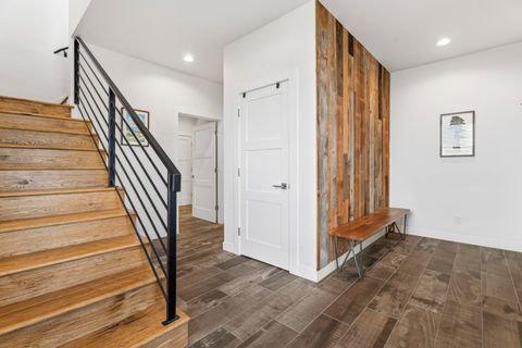 Tiny photo for 2656 NW Nordeen Way, Bend, OR 97703 (MLS # 220219486)