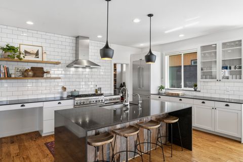 Tiny photo for 2656 NW Nordeen Way, Bend, OR 97703 (MLS # 220219486)