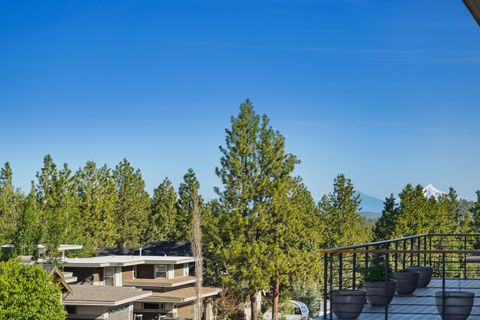 Tiny photo for 2656 NW Nordeen Way, Bend, OR 97703 (MLS # 220219486)