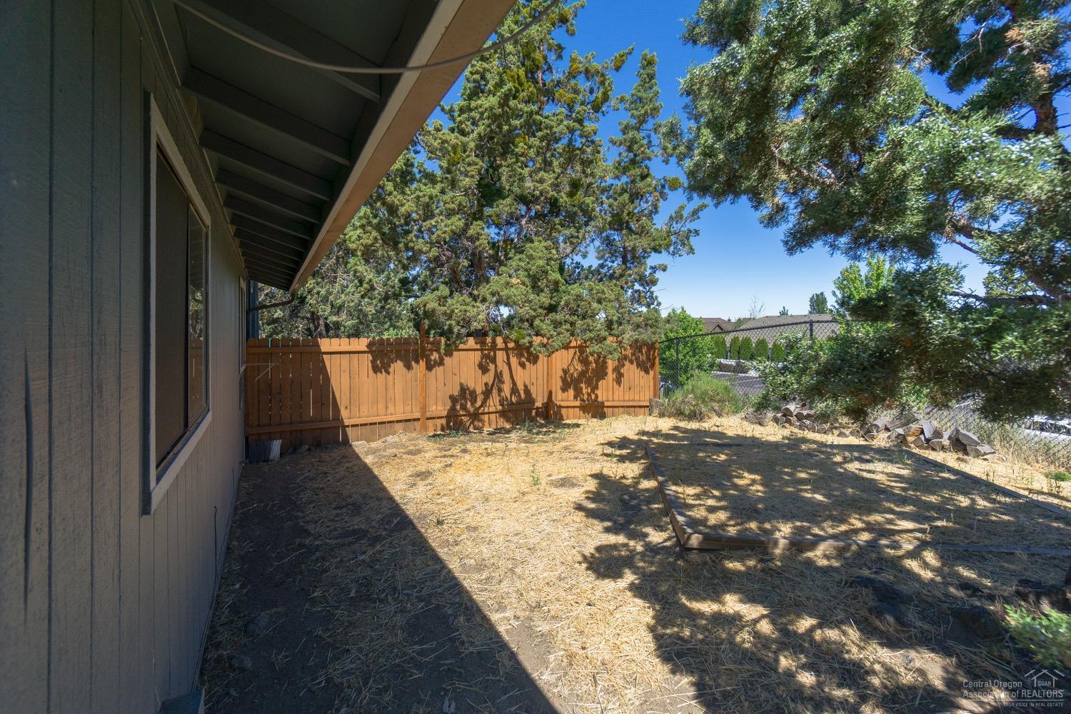 Winchester Arms - Residential Income