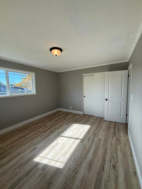 Tiny photo for 4199 Hilyard Avenue, Klamath Falls, OR 97603 (MLS # 220211104)