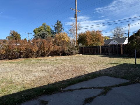 Tiny photo for 4199 Hilyard Avenue, Klamath Falls, OR 97603 (MLS # 220211104)