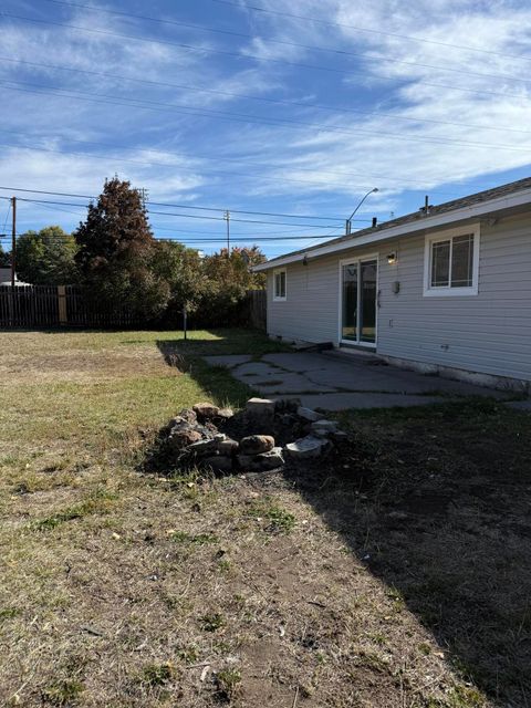 Tiny photo for 4199 Hilyard Avenue, Klamath Falls, OR 97603 (MLS # 220211104)