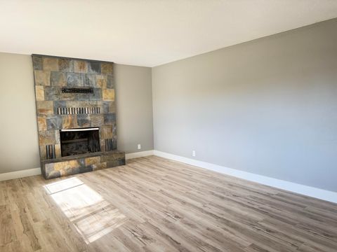 Tiny photo for 4199 Hilyard Avenue, Klamath Falls, OR 97603 (MLS # 220211104)