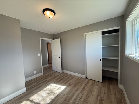 Tiny photo for 4199 Hilyard Avenue, Klamath Falls, OR 97603 (MLS # 220211104)