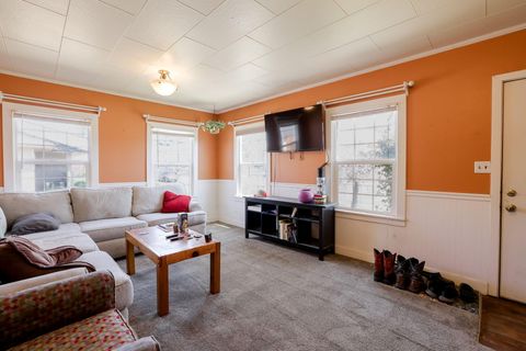 Tiny photo for 195 S Main Street, Prineville, OR 97754 (MLS # 220217655)