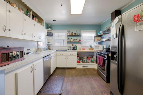 Tiny photo for 195 S Main Street, Prineville, OR 97754 (MLS # 220217655)