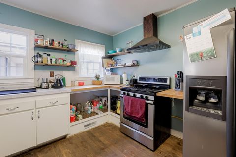 Tiny photo for 195 S Main Street, Prineville, OR 97754 (MLS # 220217655)