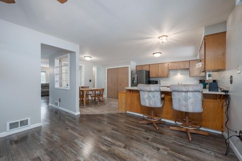 Tiny photo for 15924 Sparks Drive, La Pine, OR 97739 (MLS # 220219202)