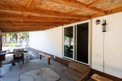 Tiny photo for 15924 Sparks Drive, La Pine, OR 97739 (MLS # 220219202)