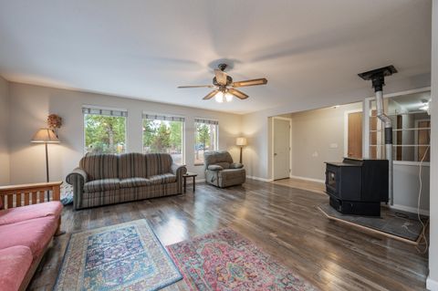 Tiny photo for 15924 Sparks Drive, La Pine, OR 97739 (MLS # 220219202)