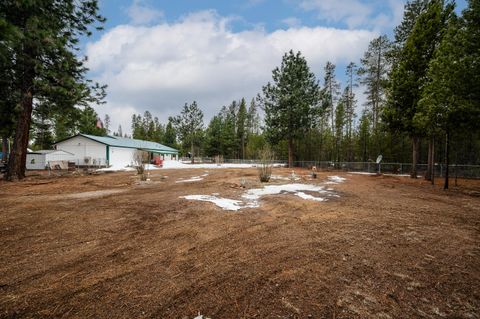 Tiny photo for 15924 Sparks Drive, La Pine, OR 97739 (MLS # 220219202)