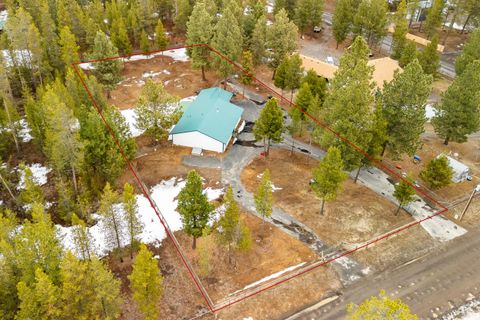 Tiny photo for 15924 Sparks Drive, La Pine, OR 97739 (MLS # 220219202)