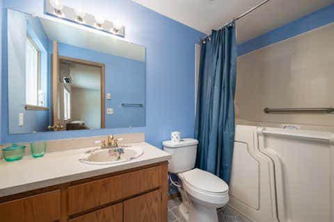 Tiny photo for 15924 Sparks Drive, La Pine, OR 97739 (MLS # 220219202)